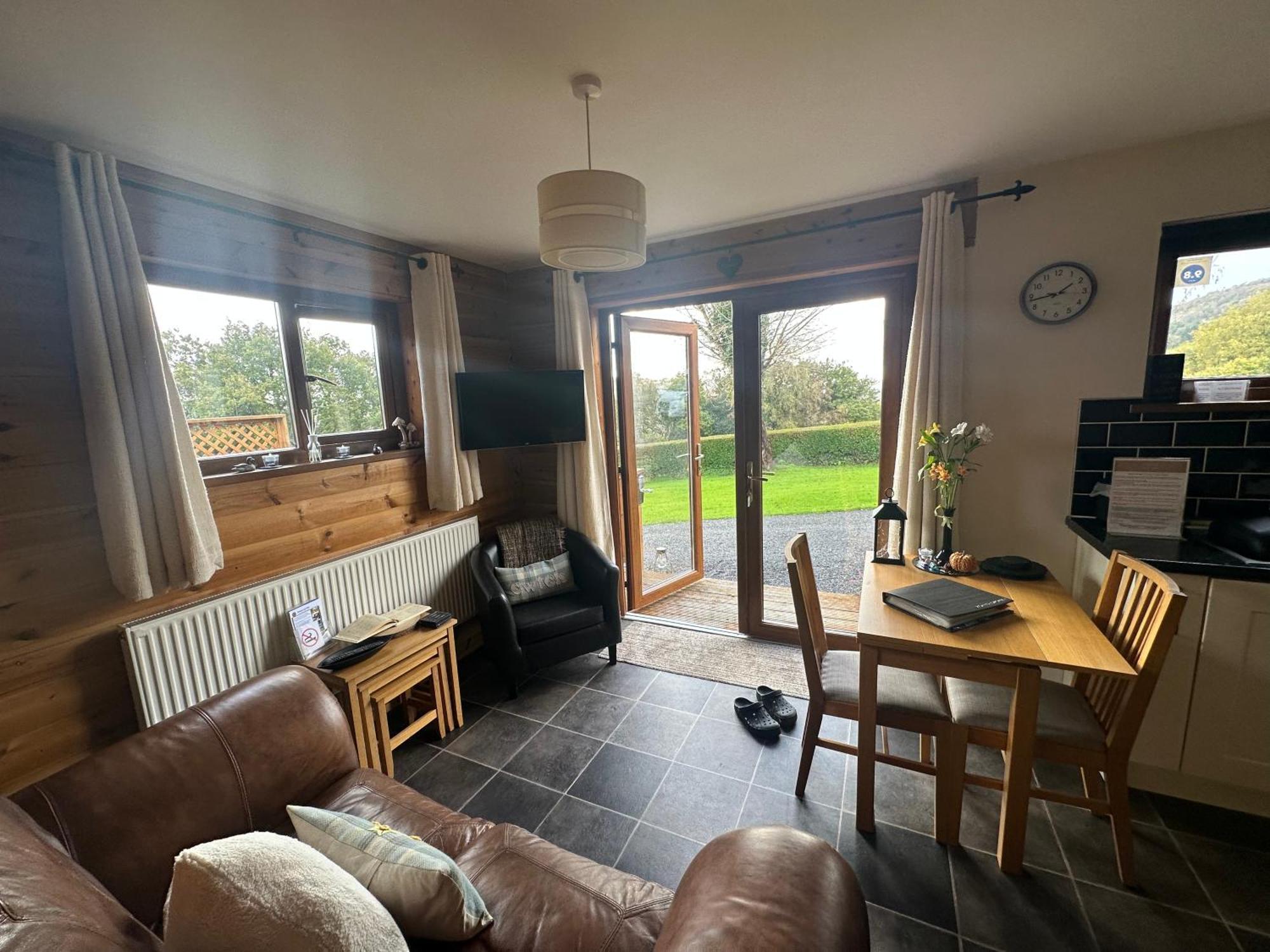 Swansea Log Cabin Pontardawe Kültér fotó